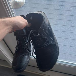 In great condition VIVO BEARFOOTS